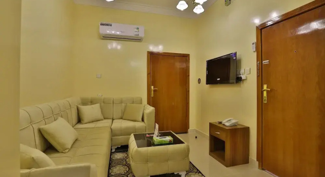 OYO 412 Qasr Aseer, Buchen Sie Hotel Chamis Muschait Provinz Asir