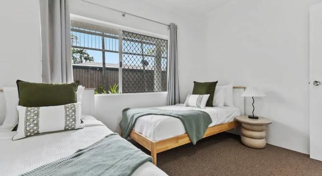 Cairns Tropical Bliss Swim In - Out Apt, Prenota Appartamento Hotel a Queensland con parcheggio, Parcheggio