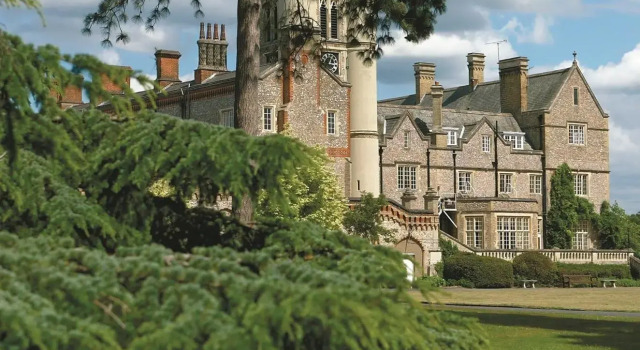 De Vere Horsley Estate, Забронировать Отель Отели Суррей с парковкой, Парковка