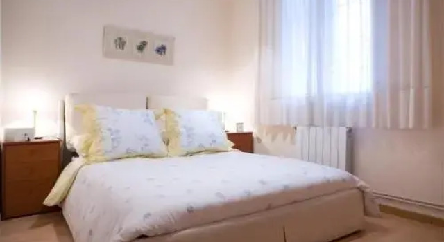 Lunalux Apartment, Забронировать Апартаменты/квартира Эшампле Барселона, рядом с Santa Caterina Market