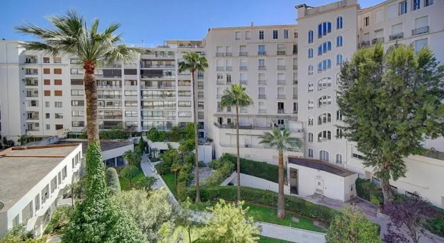 Студия STUDIO MODERNE et LUMINEUX PROCHE CROISETTE A0B132