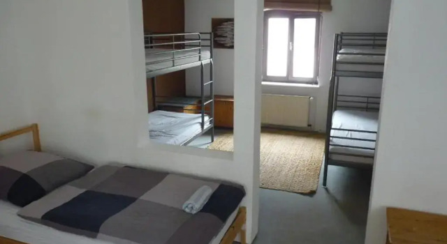 404-Hostel, Đặt Khách sạn Nippes Köln