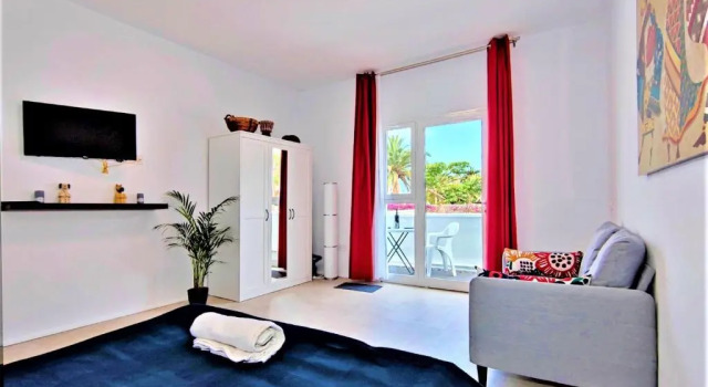 Fantastico 2 - Large Balcony, Free Parking, air Conditioning, Free Netflix, BBQ, Забронировать Отель Отели Пуэрто-де-ла-Крус 3 звезды, рядом с Cactus and Animal Park, 3*