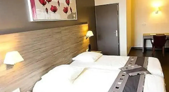 Auberge du Cheval Blanc, Rezerwuj Hostel  