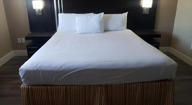 Номер Standard Fairview Inn & Suites