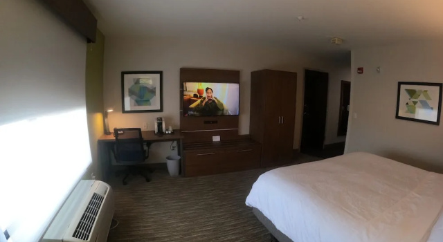 Двухместный номер Standard Holiday Inn Express & Suites - Albuquerque East by IHG