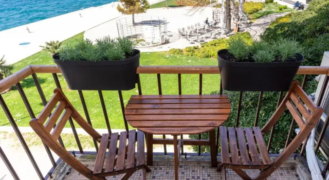 Апартаменты Aquamarine The Sea View Apartment