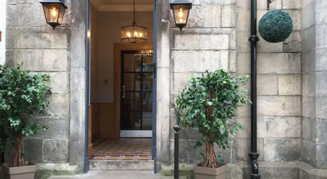 Ravelston House