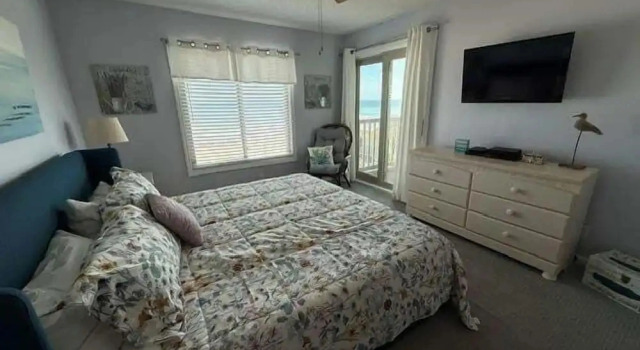 Коттедж с 2 комнатами с балконом Shores Of Surfside I - 205 2 Bedroom Home by RedAwning