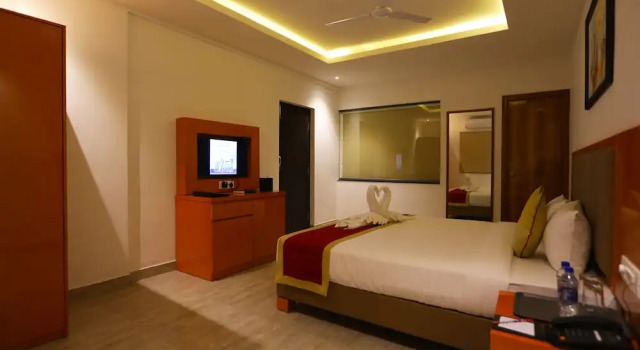 Номер Luxury V One Hotel-Ambara Elite