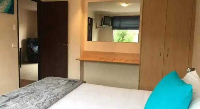 Номер Deluxe c 1 комнатой Hacienda Motor Lodge
