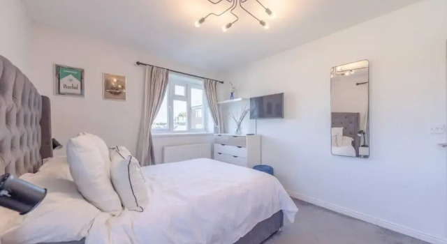 Modern 2 Bedroom Flat in Hoxton, Забронировать Отель Хокни Лондон, рядом с Железнодорожная станция Олд-Стрит