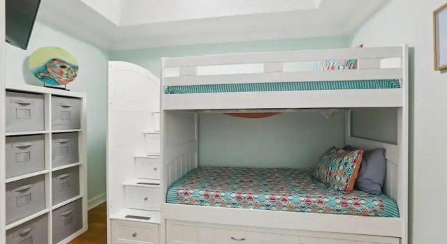 Beachside Bliss: 3BR Coastal Condo w/ Pools & Patio in St. Augustine, Забронировать Дом для отпуска Виллы Saint Augustine Area, Вилла