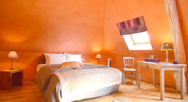 House With 4 Bedrooms in Jumel, With Enclosed Garden and Wifi, Varaa Hotelli Jumel Picardy