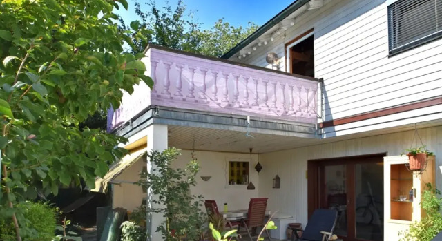 Beautiful Gallery Apartment in Passau With Separate Entrance and a Large Terrace, Varaa Huoneisto Hotellit Baijeri pysäköinnillä, Pysäköinti