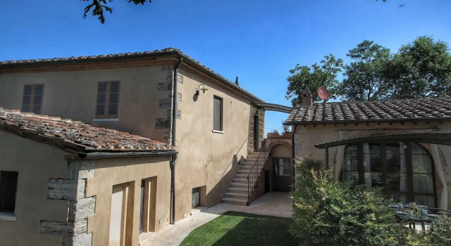 Gorgeous Mansion in Rapolano Terme With Swimming Pool, Book Hotel Rapolano Terme Crete Senesi