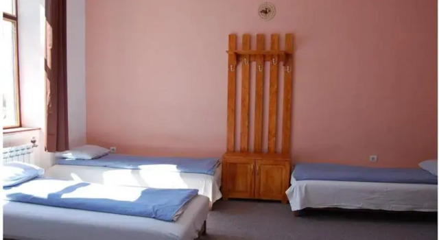 Centrul De Tineret Geoagiu, Varaa Hotelli  