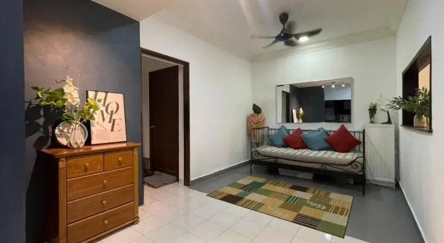 Homestay Laman Nuri, Kota Damansara, Забронировать Отель Петалинг-Джая Селангор, рядом с Кваса Централ