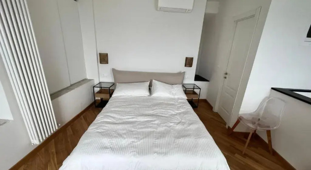Brand new apartment with seaview & private parking, Забронировать Апартаменты/квартира Отели Генуи с парковкой, Парковка