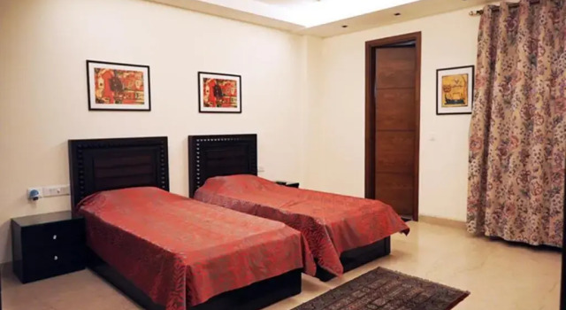 Двухместный номер Economy с красивым видом из окна Woodpecker Service Apartments - Green Park