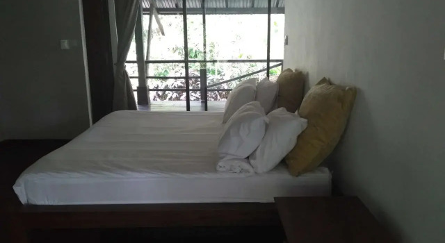 Treetop Waterfall, Prenota Hotel Canggu Badung