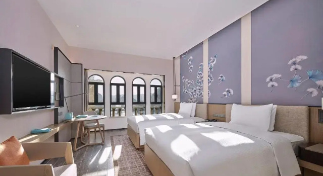Двухместный номер Standard с видом на озеро DoubleTree by Hilton Yingde Resort