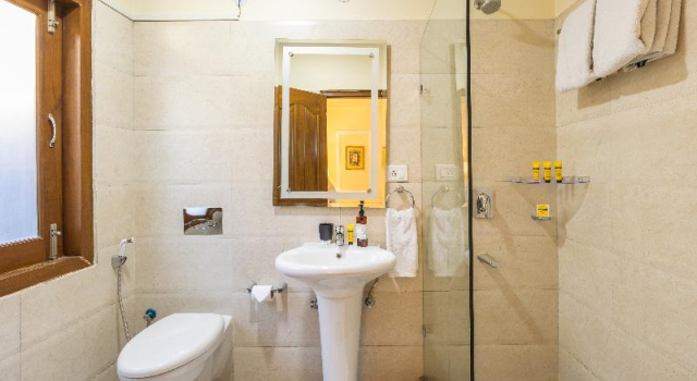 Апартаменты The Manor Luxury Apartments