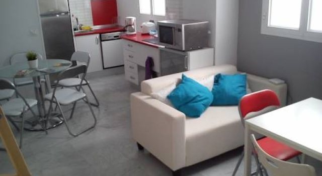 B&B Jerez, Забронировать Мини-отель Отели Херес-де-ла-Фронтера с парковкой, рядом с Винотека Гонсалес Байасс, Парковка