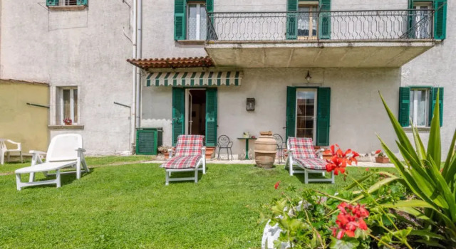 Apartment Cristina Sassofortino, Prenota Appartamento Sassofortino Toscana