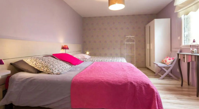 Gîte paisible avec grand jardin près du lac, ping-pong, vélo, climatisation, proche de Nantes et plages - FR-1-306-1056, Забронировать Отель Сен-Фильбер-де-Гран-Льё 