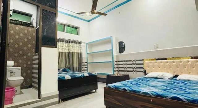 Четырёхместный номер Standard Royal Guest House