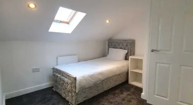 Fantastic New Room-4