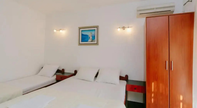 Apartments SoleMar2, Prenota Appartamento Hotel economici a Sutomore