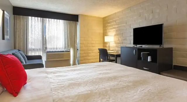 Номер Red Lion Hotel Monterey