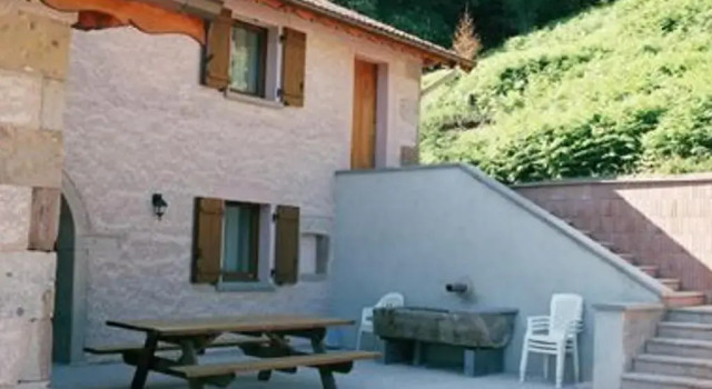 Gîte spacieux, confort moderne, 8 pers, terrasse privative, animaux admis, WiFi - FR-1-589-227, Забронировать Отель Отели Вогезы с парковкой, Парковка