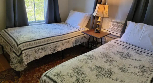 Люкс с 3 комнатами Hawks House Inn