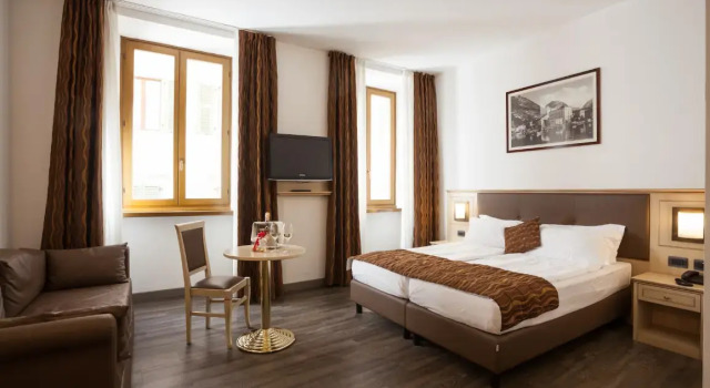 Полулюкс Hotel Portici - Romantik & Wellness