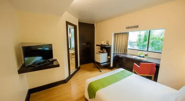 Двухместный номер Superior The Seasons Bangkok Huamark