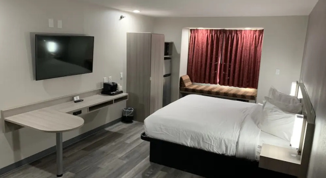 Двухместная студия Microtel Inn and Suites Clarksville