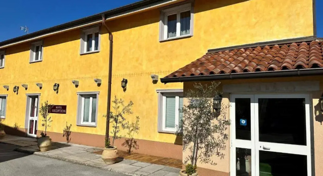 Hotel Grahor Depandance, Prenota Hotel Sežana Kras
