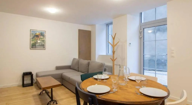 Appartement Cauterets, 4 pièces, 9 personnes - FR-1-401-181, Rezervasyon Daire Pyrenees National Park otoparklı oteller, Otopark