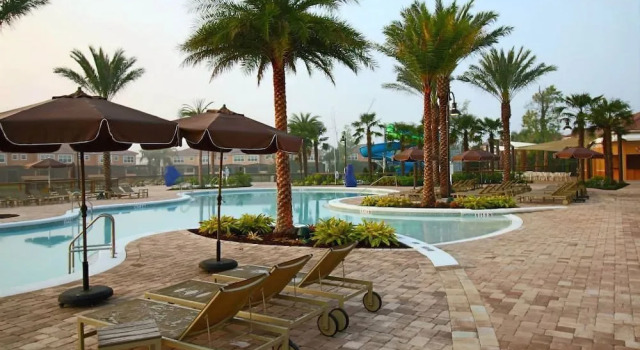 Fiona's Fortress - 4 Br townhouse by RedAwning, Varaa Hotelli Kissimmee Kissimmee