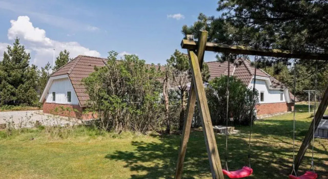 "Rune" - 1.1km from the sea in Western Jutland, Book Hotel Vejers Strand Syddanmark