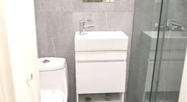 Residencial Frank I, Забронировать Отель Отели Санто-Доминго с парковкой, рядом с Alcazar de Colon, Парковка