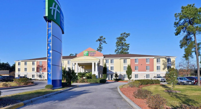 Holiday Inn Express Hotel & Suites Houston-Kingwood, Book Hotel Kingwood Houston