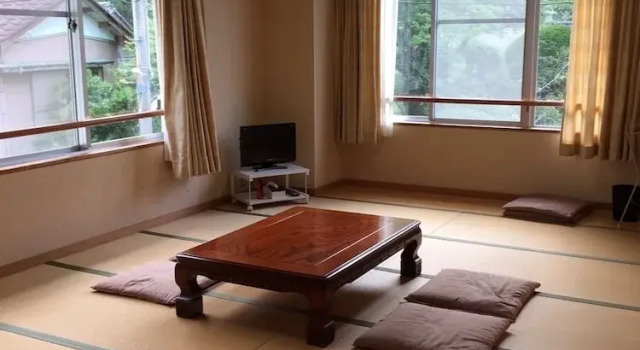 Yakuouji Onsensyukubou Yakushikaikan, Prenota Hotel Hotel SPA a Shikoku, SPA