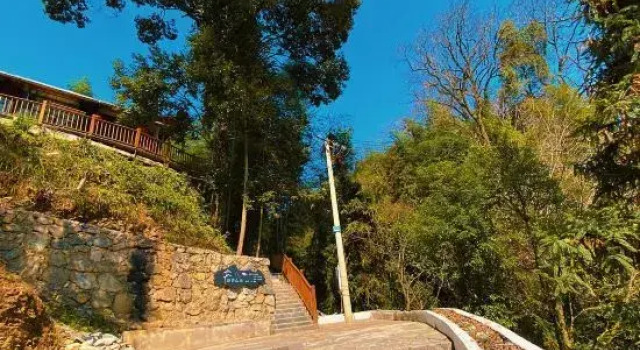 Fanjing Mountain Guoyun Mountain Residence, Prenota Hotel Mamacun Guizhou