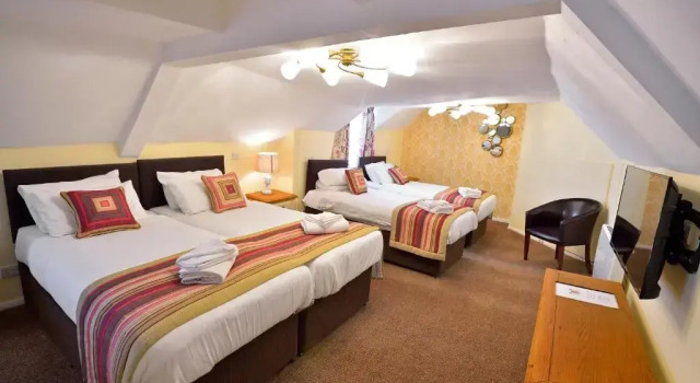 Семейный номер Superior The Royal Victoria and Bull Hotel