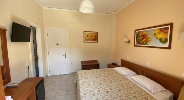 Hotel Kronio, Book Hotel Hotels in Periphery of Western Greece with Breakfast, Breakfasts