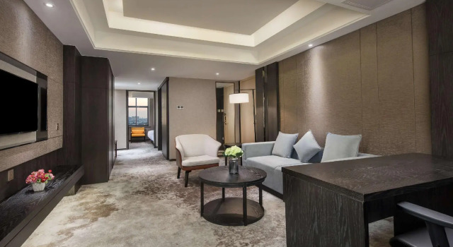 Двухместный люкс Executive c 1 комнатой Ramada Encore by Wyndham Huzhou